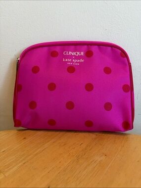 New CLINIQUE X KATE SPADE Fuchsia Polka Dot Cosmetics Bag